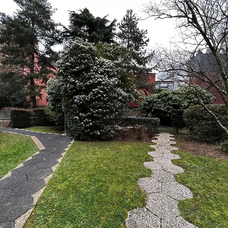 Spacieux Sur Jardin, Beaucoup De Charme Apartment *